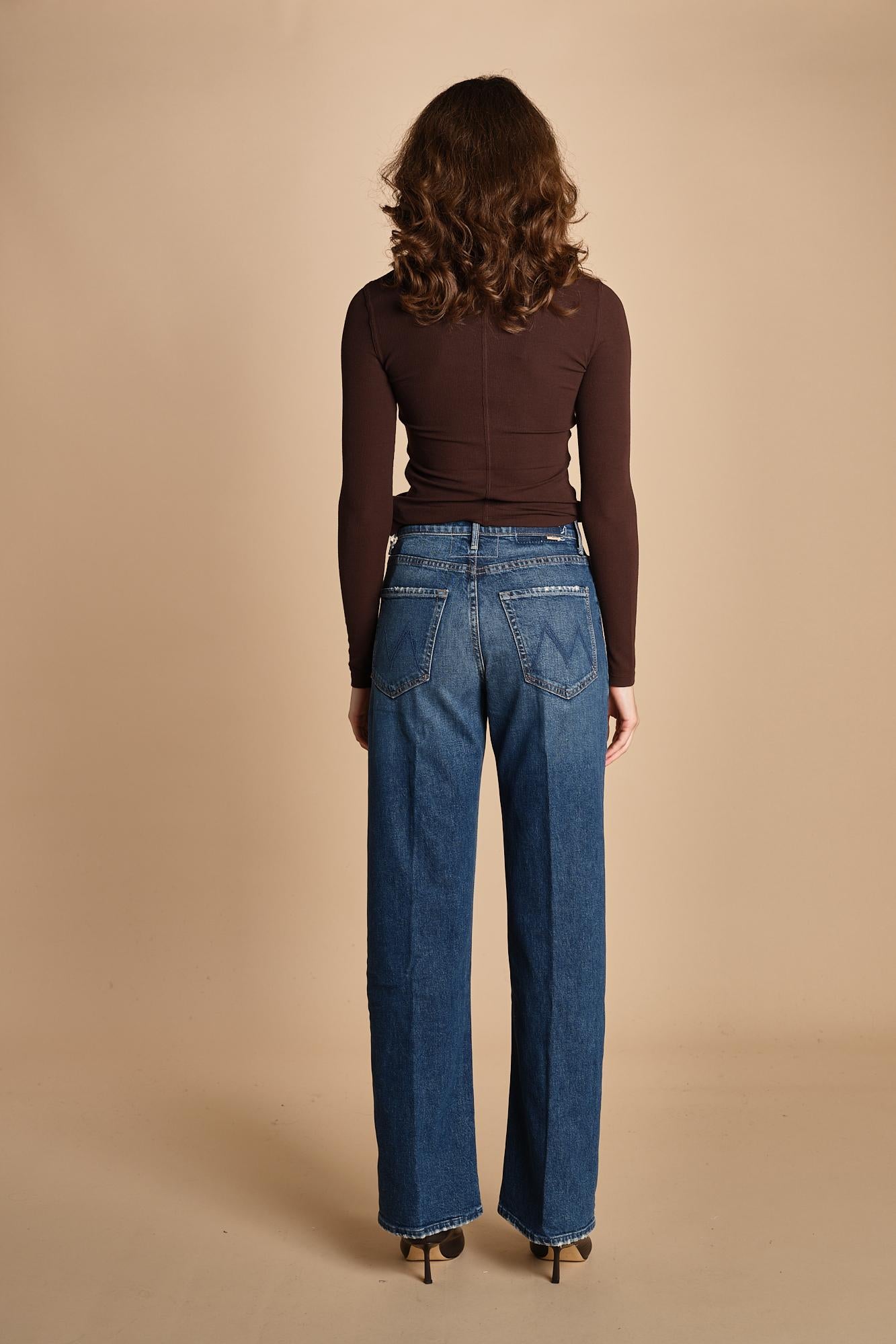  10478 THE LASSO SNEAK 259_C mother 