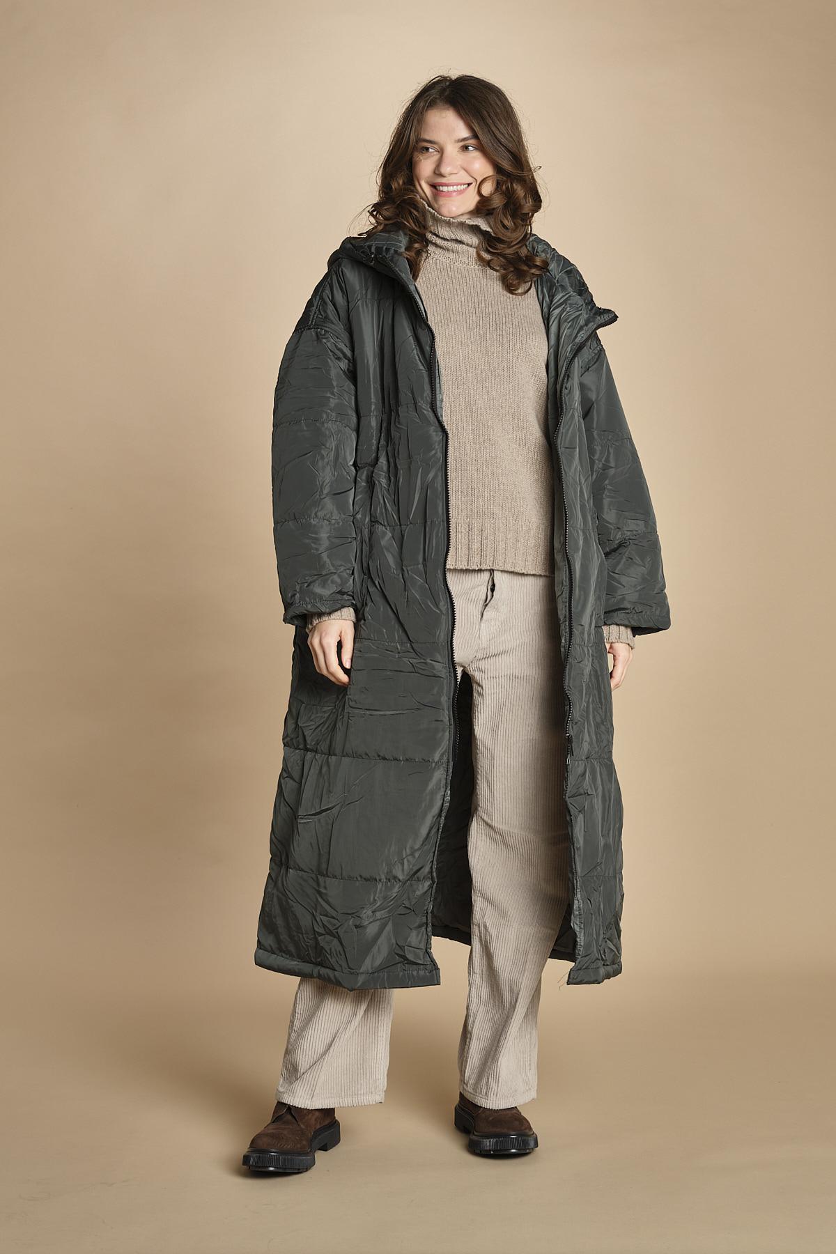 piumino lungo. 90110 FOREST sittingsuit 