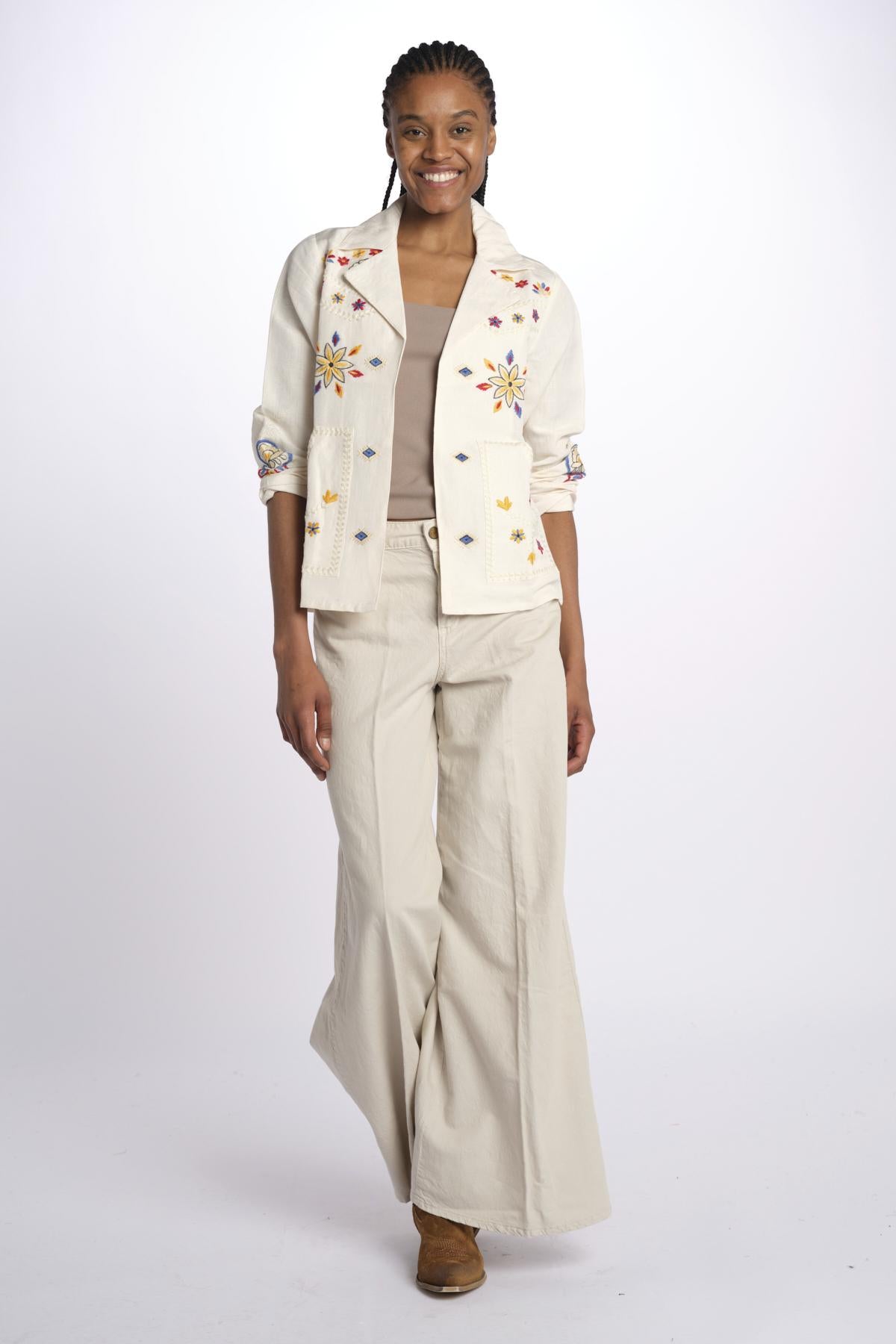LORAINE giacca con fiori ricamati E25VE013 ECRU stella forest 