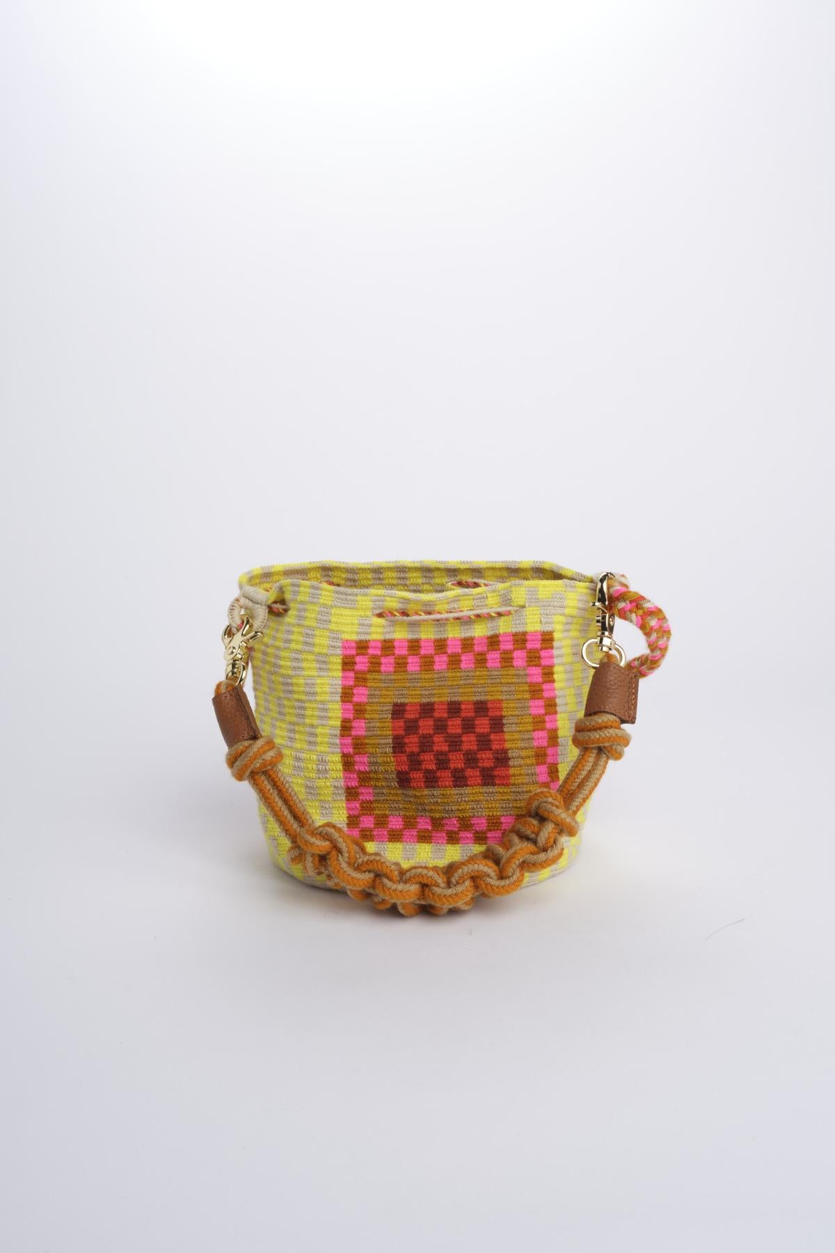 PELICAN mini bag macrame G12W-0001-3023-054 YELLOW PINK guanabana 