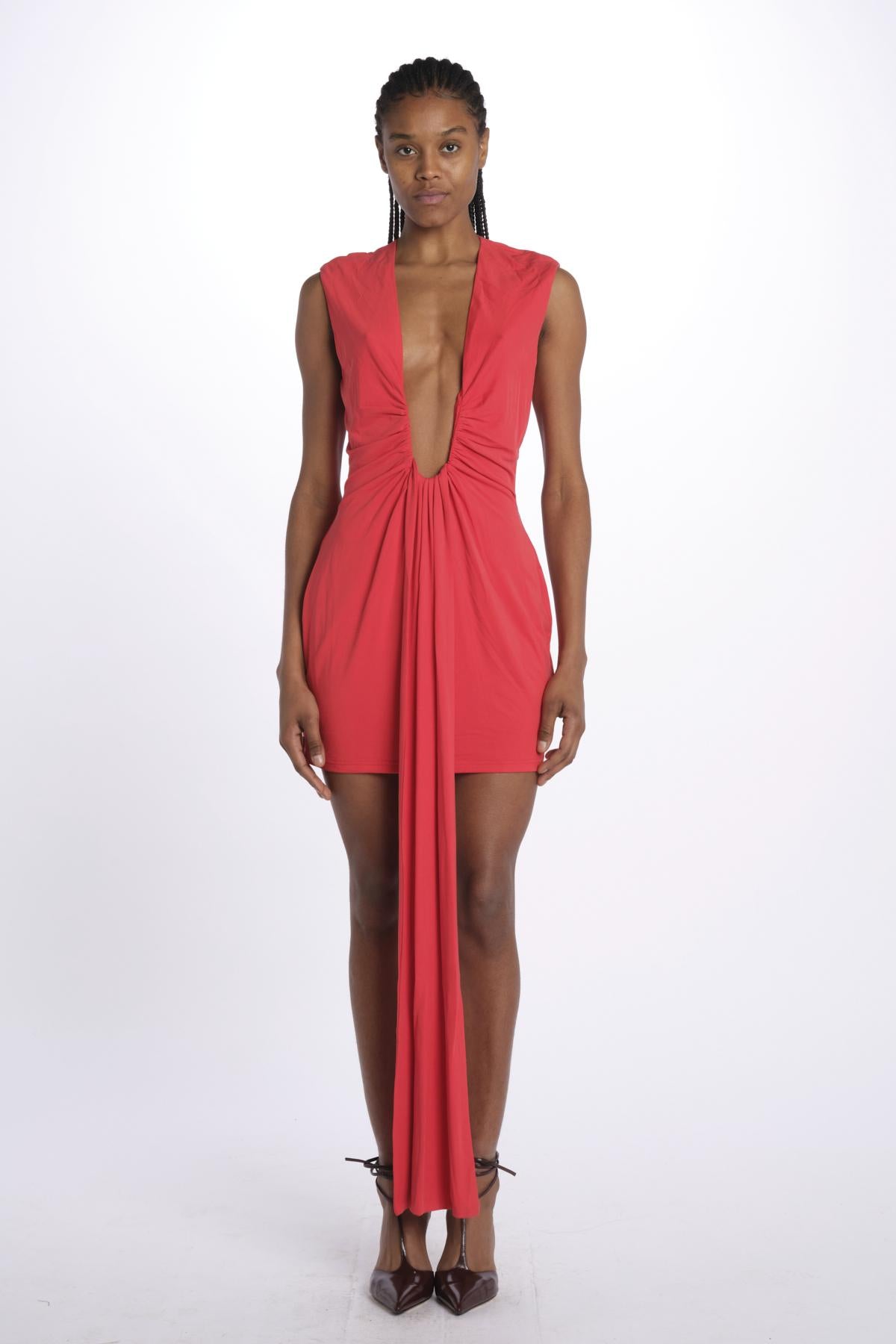Mini Abito JENNIFER scollato con coda DR084 SCARLET RED misha 